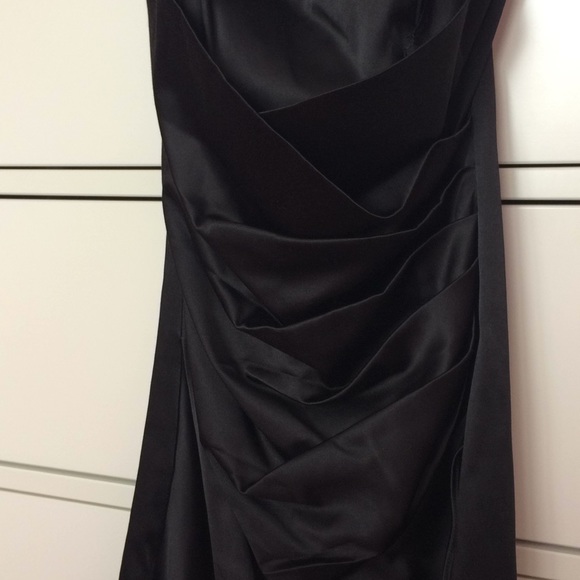 Little Black Dress - Picture 4 of 4